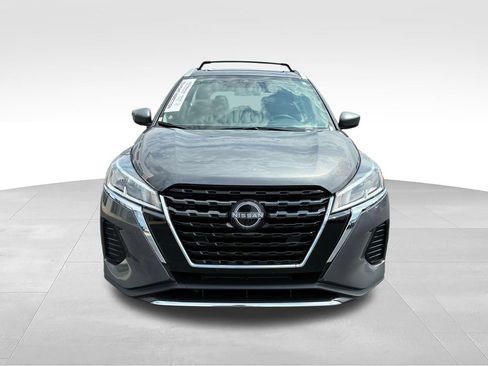 Used 2023 Nissan Kicks SV w/ Exterior Package FWD image 7