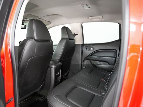 Used 2016 GMC Canyon SLT w/ Driver Alert Package image 34