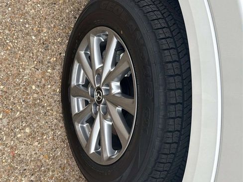 New 2025 MAZDA CX-5 AWD 2.5 S w/ Preferred Package image 6