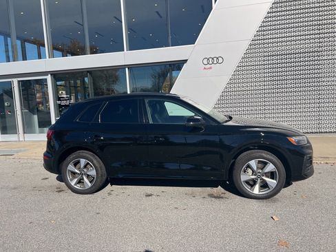 Used 2025 Audi Q5 2.0T Premium image 17