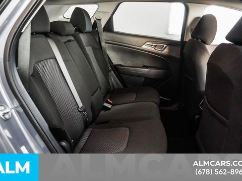 Used 2025 Kia Sportage LX FWD image 20