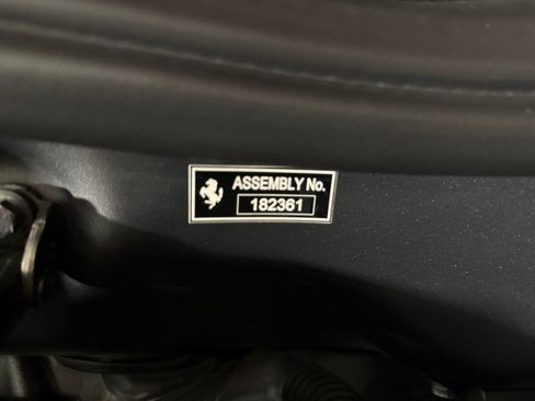 Used 2021 Ferrari 812 GTS image 79