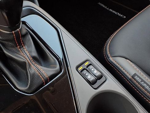 Certified 2025 Subaru Crosstrek 2.5i Limited w/ Crosstrek Mirror Package image 6