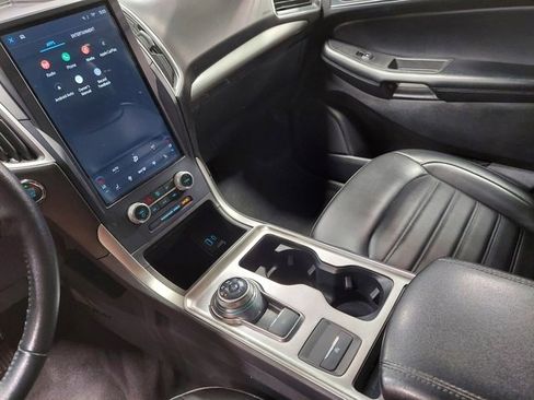 Used 2023 Ford Edge SEL image 25