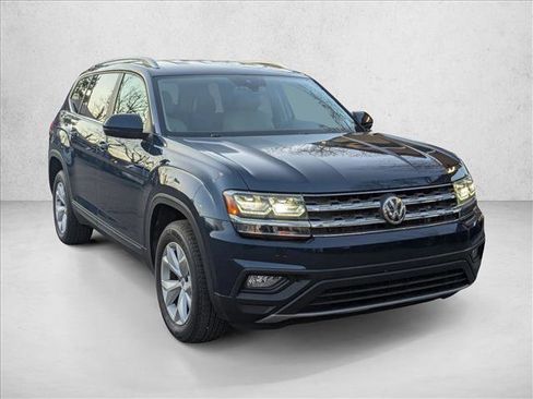 Used 2018 Volkswagen Atlas SE image 3