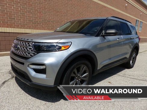 Used 2021 Ford Explorer XLT w/ Equipment Group 202A AWD/4WD image 1