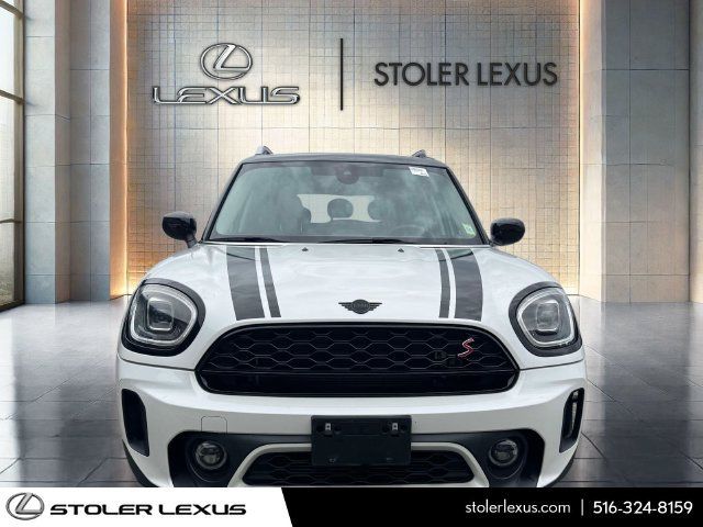 Used 2024 MINI Cooper Countryman S w/ Premium Package AWD/4WD image 2