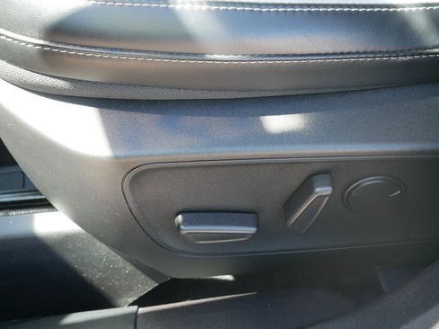 Used 2023 Ford Escape Platinum AWD/4WD image 20