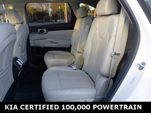 Certified 2021 Kia Sorento SX image 24