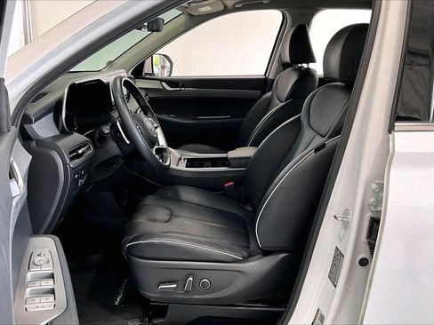 Used 2025 Hyundai Palisade SEL FWD image 15