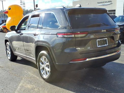 Certified 2023 Jeep Grand Cherokee Limited image 3