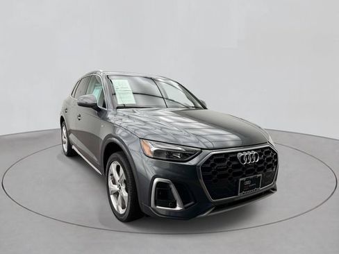 Certified 2023 Audi Q5 2.0T Premium Plus w/ Premium Plus Package AWD/4WD image 1