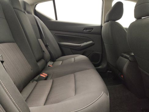 Used 2024 Nissan Altima 2.5 SV FWD image 19