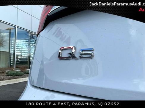 Used 2023 Audi Q5 e Premium Plus w/ Premium Plus Package image 23