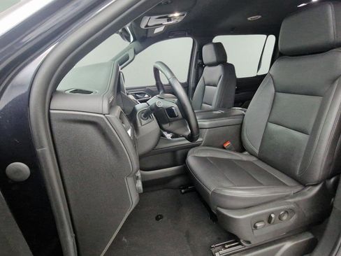 Used 2023 Chevrolet Suburban LT image 14