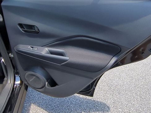 New 2025 Nissan Kicks Play S image 30