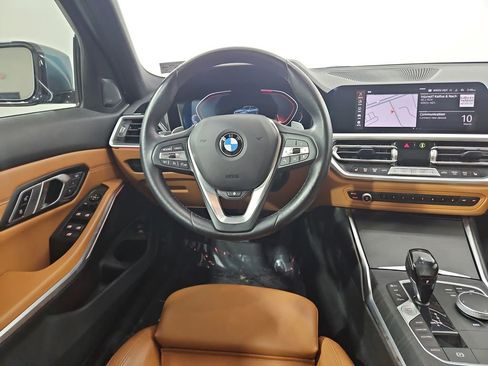 Used 2021 BMW 330i Sedan w/ Premium Package image 14