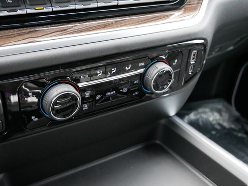 New 2026 Chevrolet Silverado 2500 LT image 19