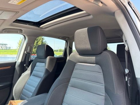 Used 2017 Honda CR-V EX image 8
