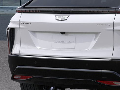 Used 2025 Cadillac Lyriq Luxury AWD/4WD image 45