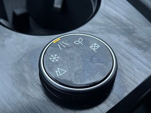 Certified 2021 Nissan Rogue SV image 37