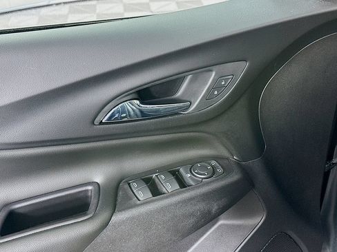 Used 2020 Chevrolet Equinox LT AWD/4WD image 24