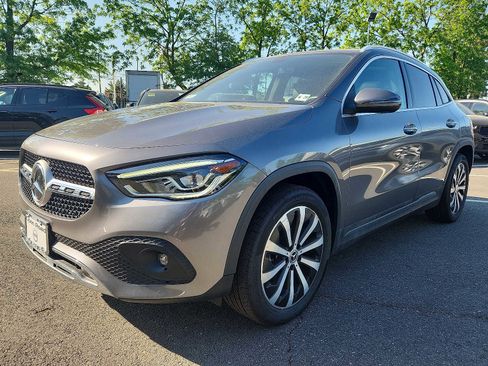Used 2021 Mercedes-Benz GLA 250 4MATIC image 3
