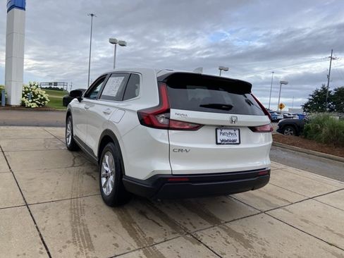Used 2023 Honda CR-V EX image 11