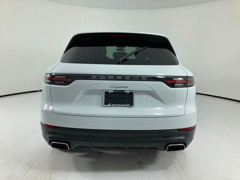 Certified 2023 Porsche Cayenne AWD/4WD image 24