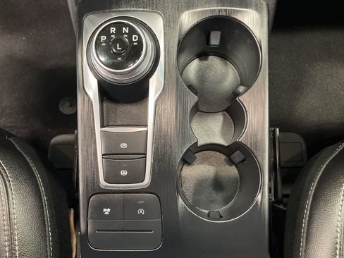 Used 2022 Ford Escape SEL image 16