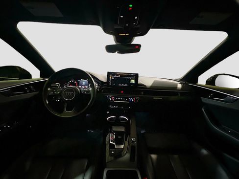 Used 2022 Audi A5 2.0T Premium image 16