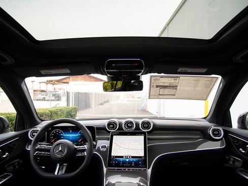 New 2026 Mercedes-Benz GLC 300 4MATIC image 16