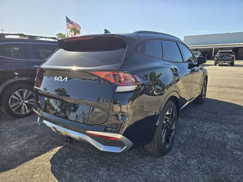Used 2023 Kia Sportage SX image 8