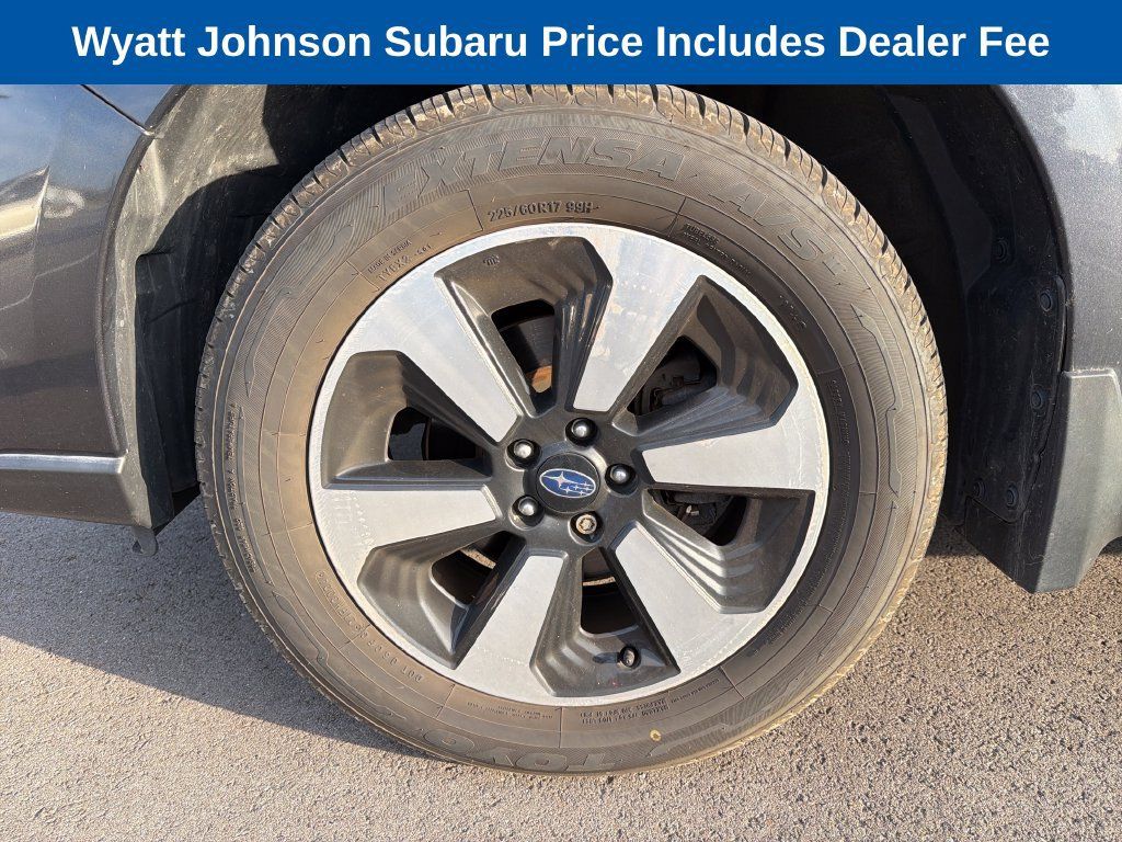 Used 2018 Subaru Forester 2.5i w/ Alloy Wheel Package AWD/4WD image 2