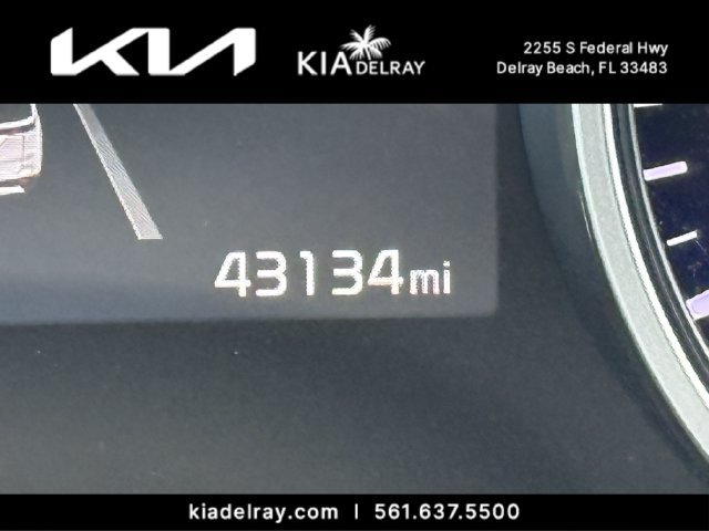 Certified 2024 Kia Carnival EX FWD image 34