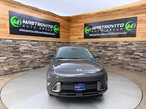 Used 2024 Hyundai Kona SE AWD/4WD image 12