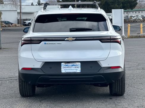 New 2026 Chevrolet Equinox EV LT image 7