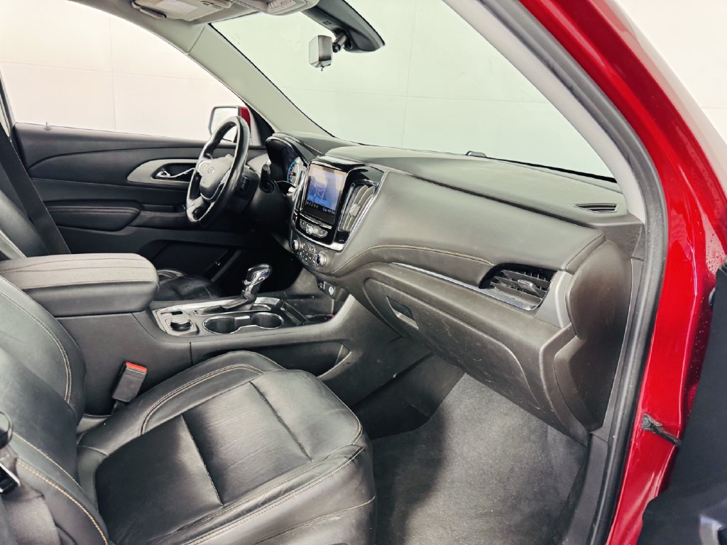 Used 2021 Chevrolet Traverse RS FWD image 33