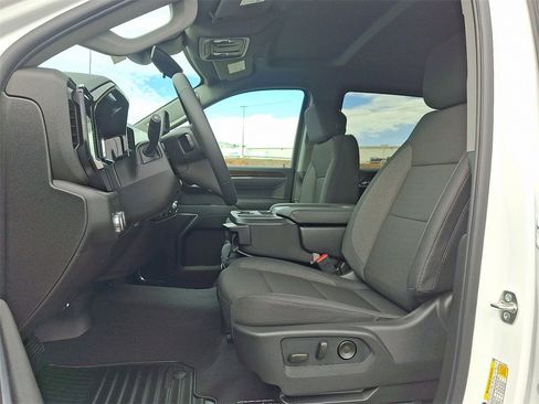 New 2026 GMC Sierra 1500 Elevation image 6