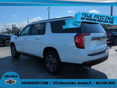 Used 2024 GMC Yukon XL AT4 w/ Max Trailering Package AWD/4WD image 6