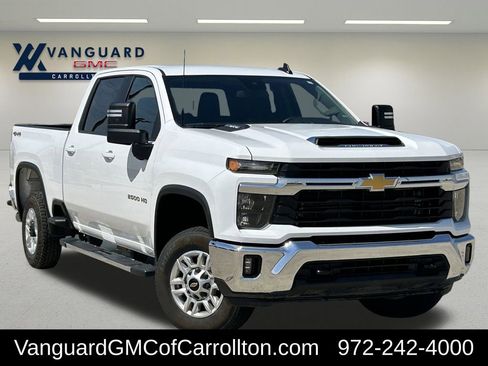 Used 2025 Chevrolet Silverado 2500 LT w/ Convenience Package AWD/4WD image 1