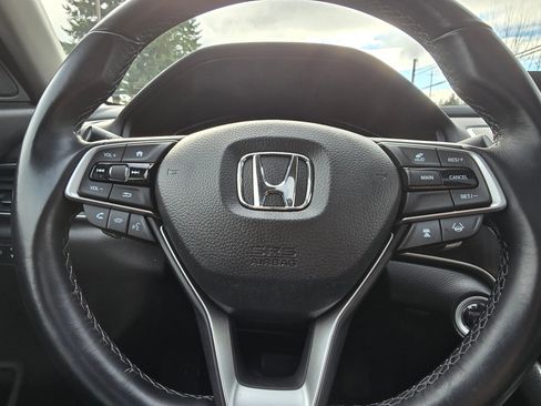 Used 2020 Honda Accord Touring image 28