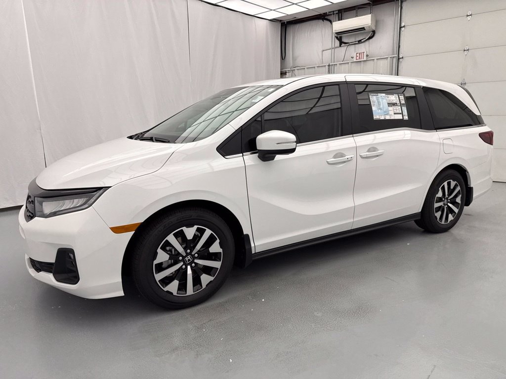 New 2026 Honda Odyssey EX-L image 3
