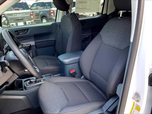 New 2025 Ford Maverick XL image 9