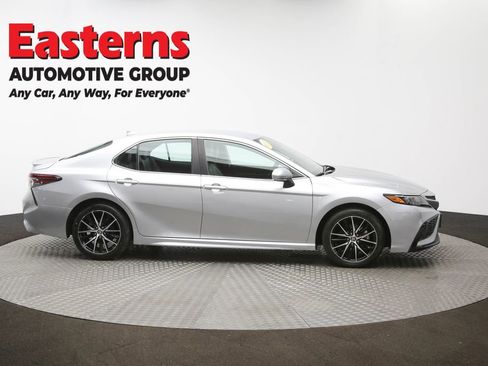 Used 2024 Toyota Camry SE FWD image 45