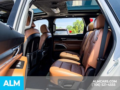 Used 2025 Kia Telluride SX Prestige X-Line AWD/4WD image 17