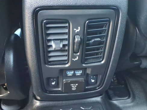 Used 2023 Dodge Durango R/T AWD/4WD image 19