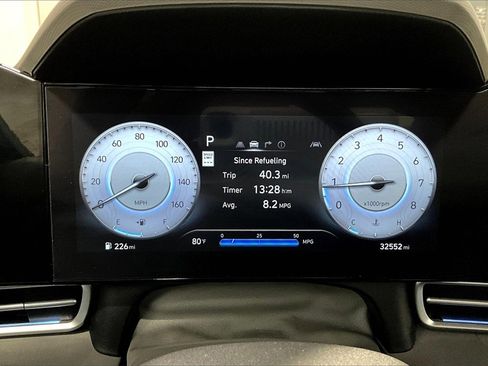 Used 2024 Hyundai Elantra SEL image 13