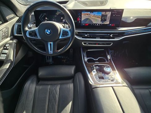 Used 2024 BMW X7 M60i w/ Executive Package image 41