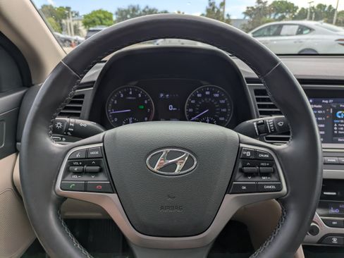 Used 2017 Hyundai Elantra Value Edition w/ Cargo Package FWD image 25